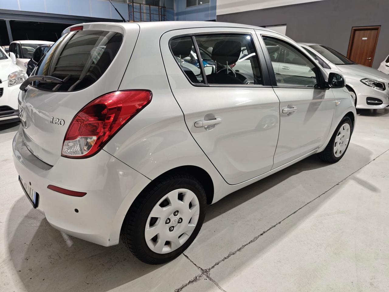 Hyundai i20 Benzina Neopatentati