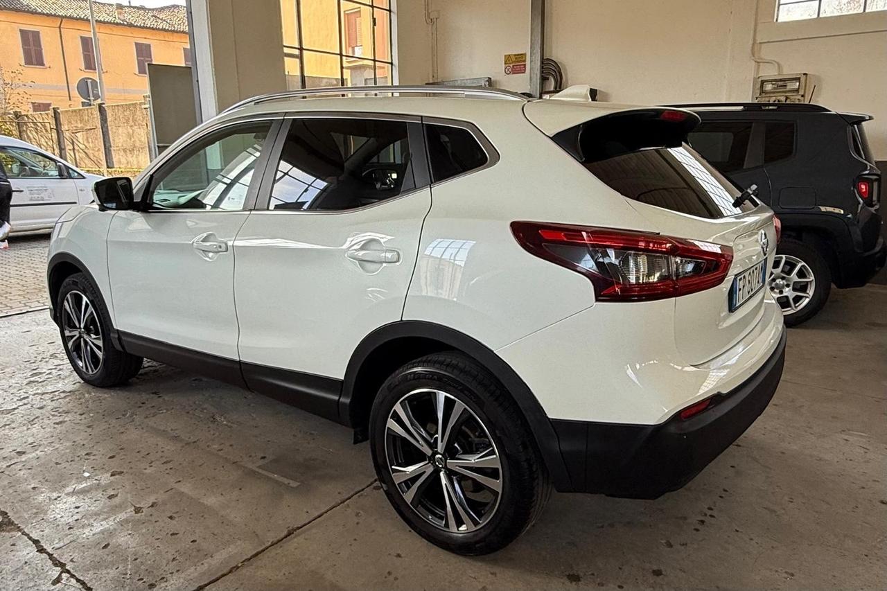 Nissan Qashqai 1.2 DIG-T N-Connecta