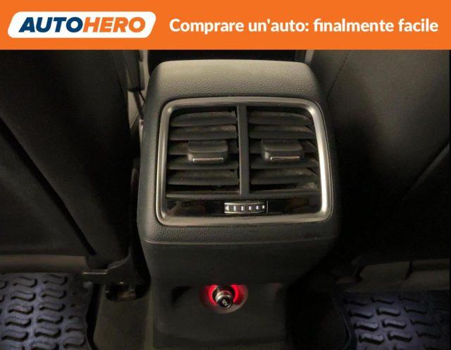 AUDI Q3 2.0 TDI 120 CV Business