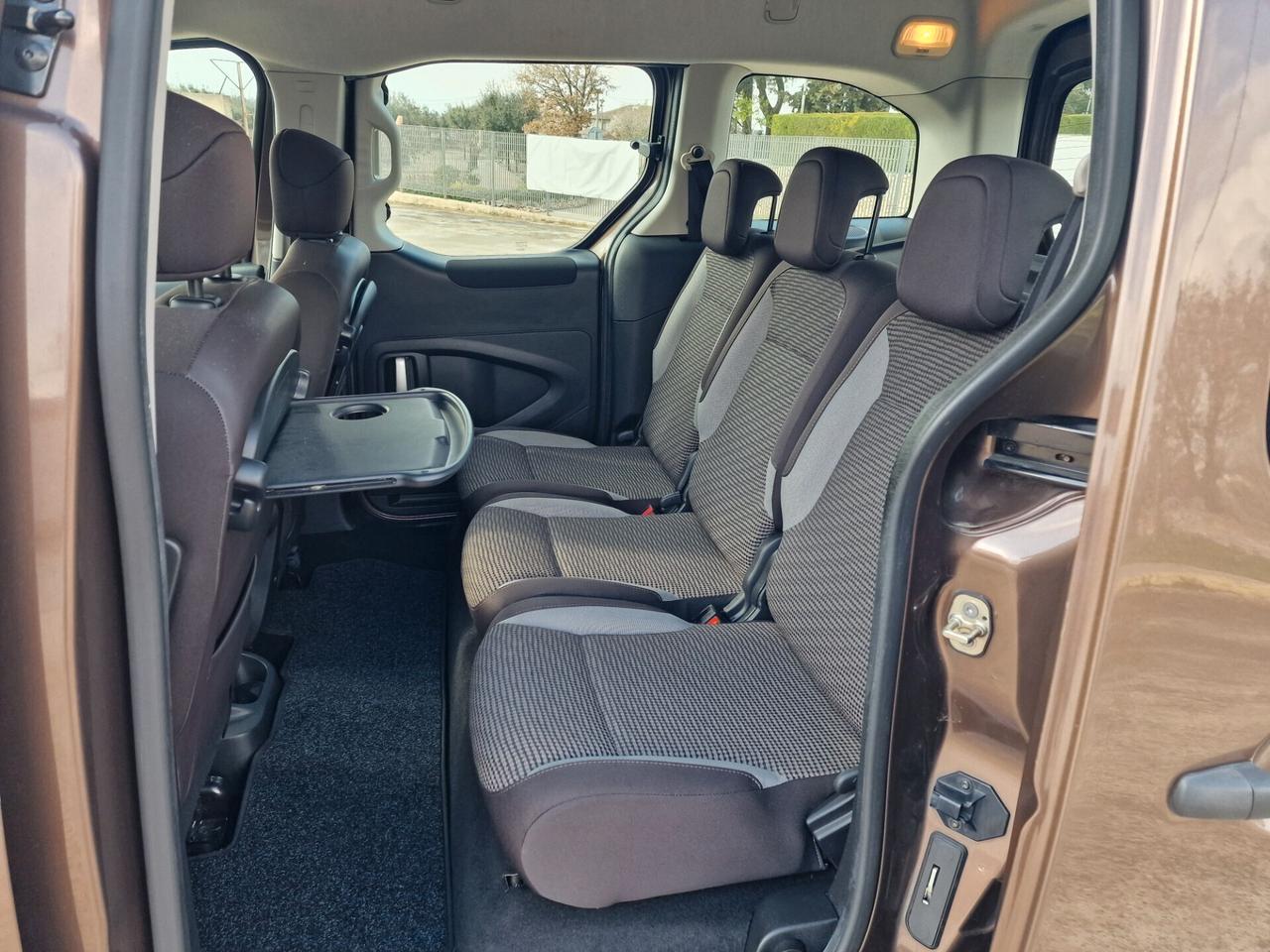 Peugeot Partner Tepee 1.6 HDi 92CV Outdoor