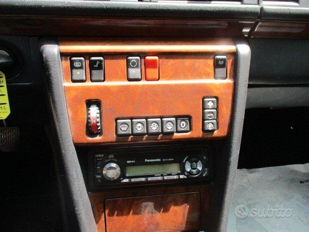 Mercedes 200 E BENZINA