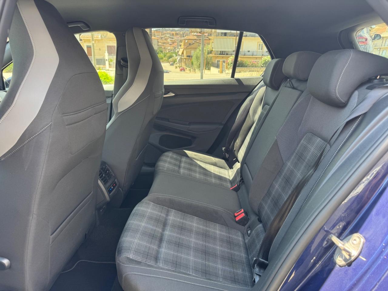 VOLKSWAGEN GOLF 8 GTD 200 CV DSG FULL IVA