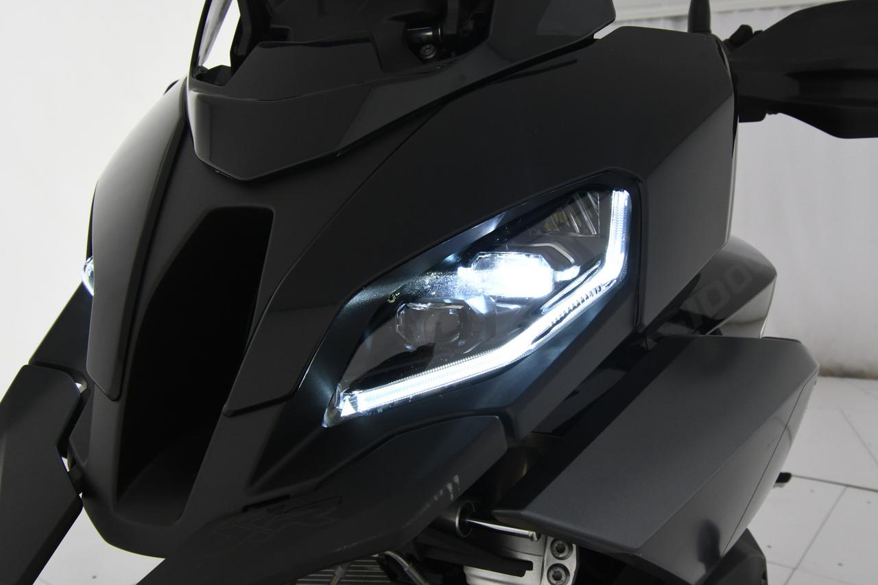 BMW S 1000 XR TRIPLE BLACK 2.500KM+C17"