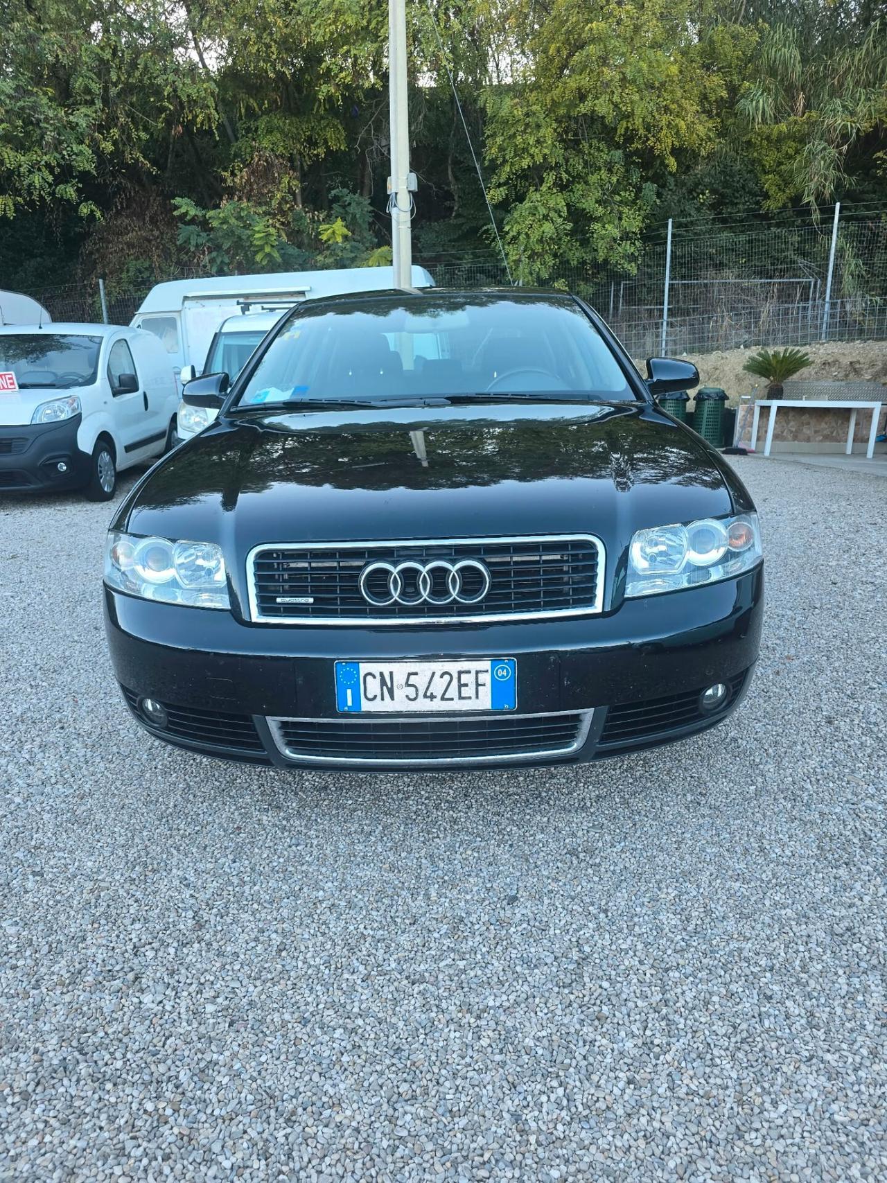 Audi A4 2.5 V6 TDI 180 cv Anno 2004