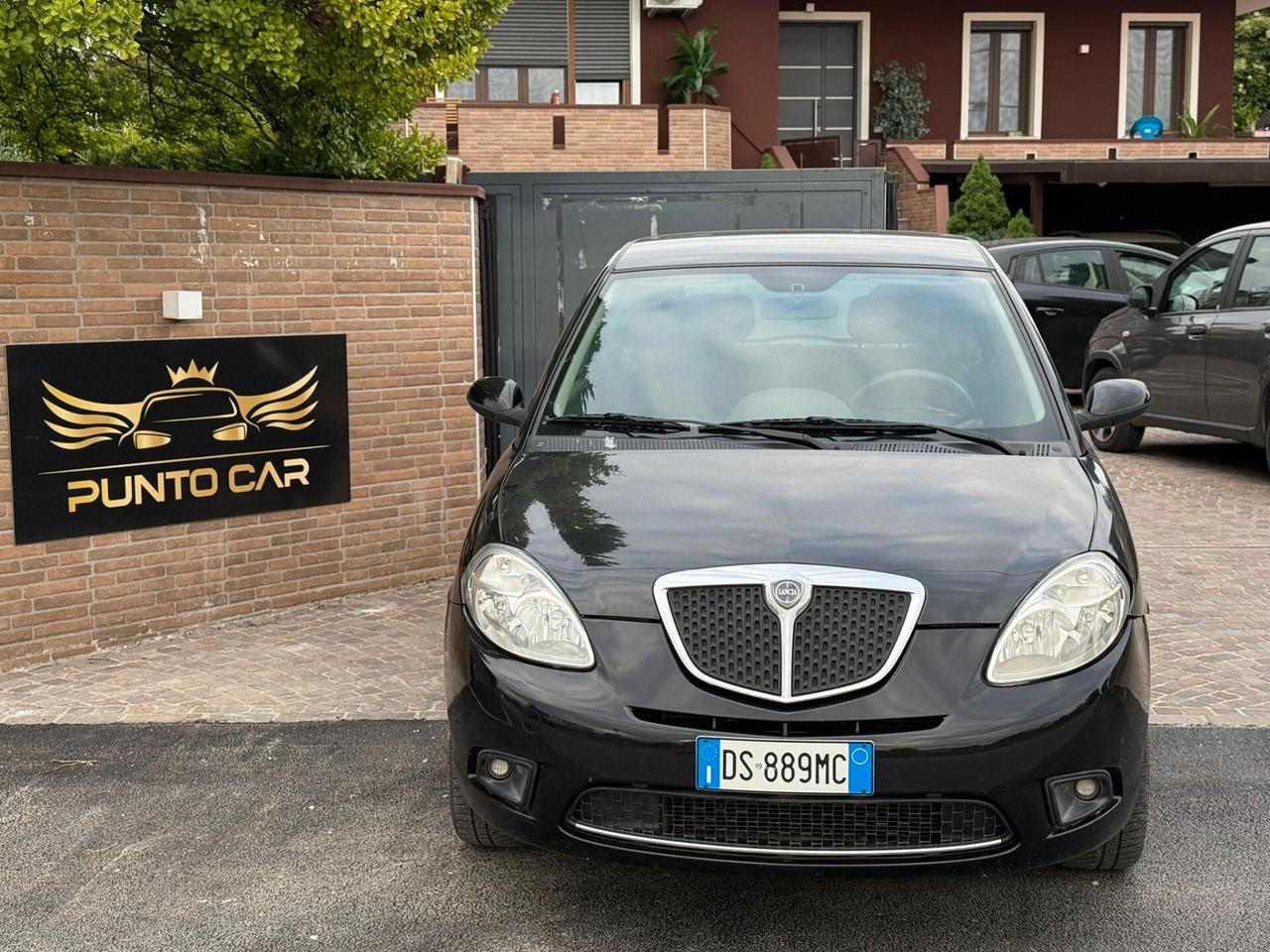 Lancia Ypsilon 1.2 Modamilano