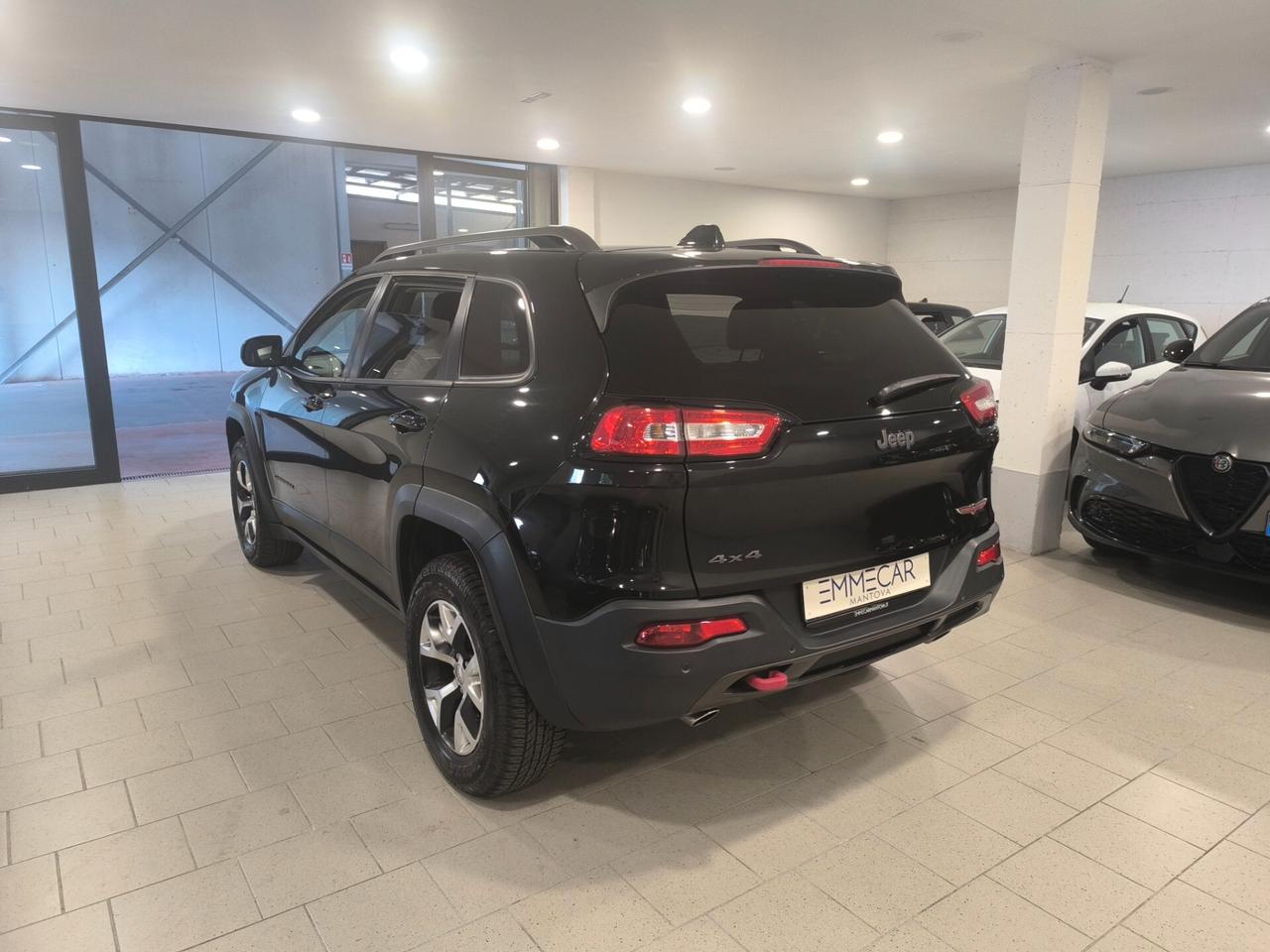 Jeep Cherokee 3.2 V6 Pentastar 4WD Active Drive Lock Trailhawk
