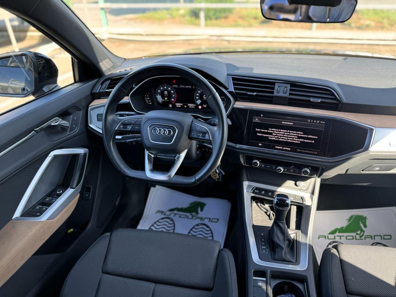 AUDI Q3 SPB 35 TFSI Identity Black 150CV S line