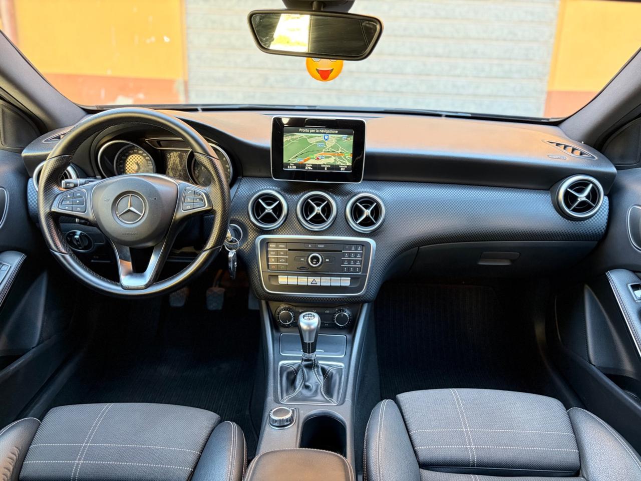Mercedes-benz A 180 d Premium