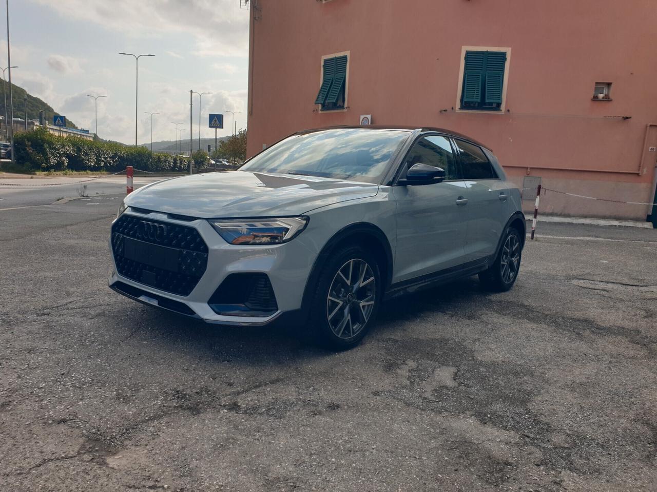 Audi A1 allstreet 30 1.0 TFSI S tronic bicolor