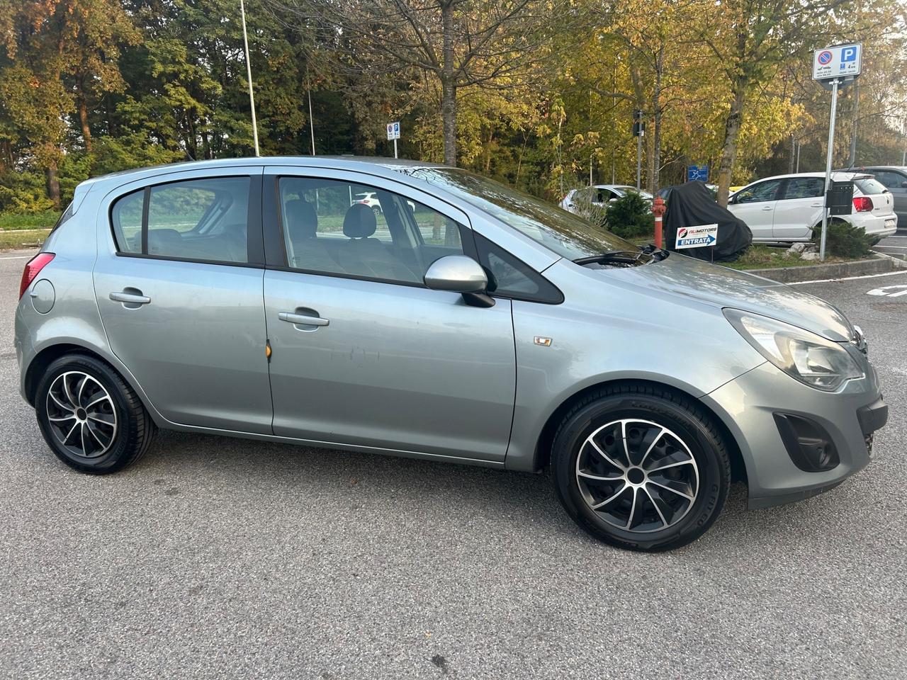 Opel Corsa 1.2 5 porte Sport*Neo patentati *