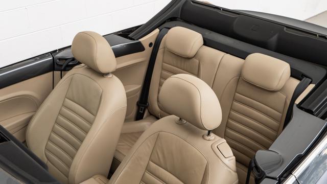 VOLKSWAGEN Maggiolino Cabrio 1.6 TDI DSG 70S EDITION