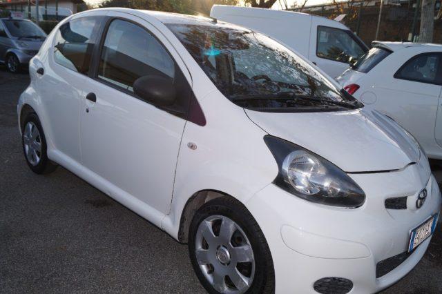 TOYOTA Aygo 1.0 12V VVT-i 5 porte Deep Ocean Connect