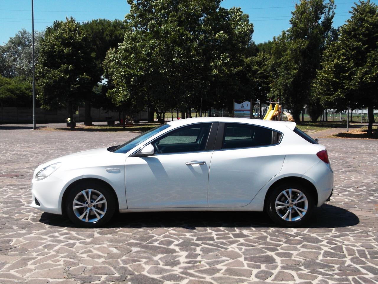 Alfa Giulietta 1.6 TDI Neopatentati 2010