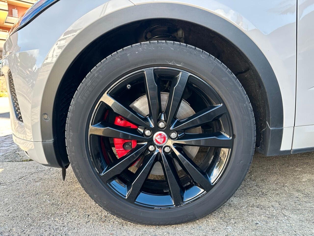 Jaguar E-Pace 2.0d i4 R-Dynamic awd 180cv auto