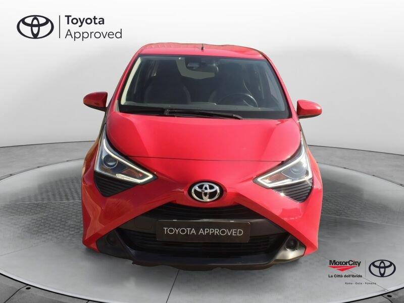 Toyota Aygo Connect 1.0 VVT-i 72 CV 5 porte x-play