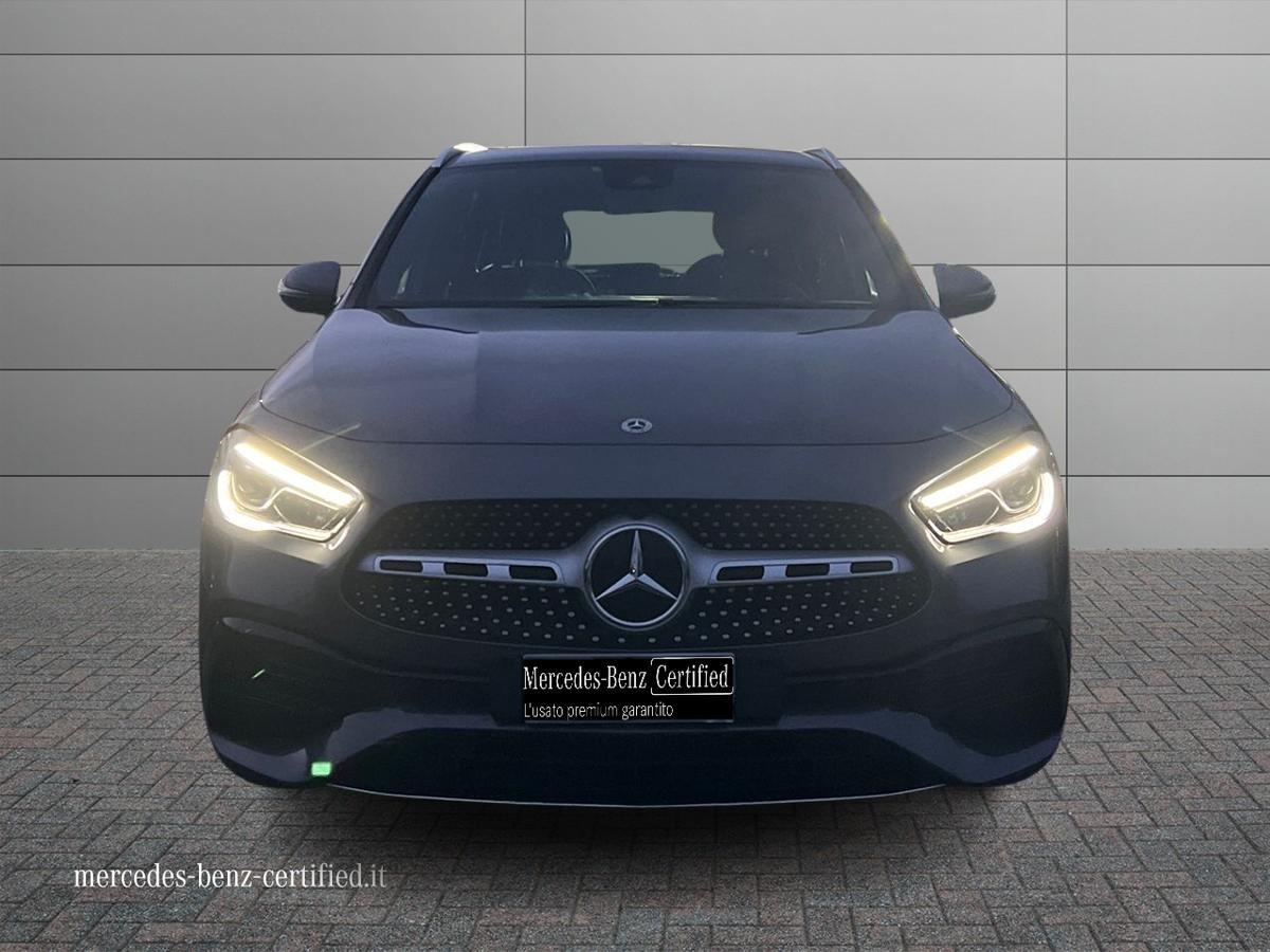 Mercedes-Benz GLA 200 d Premium auto