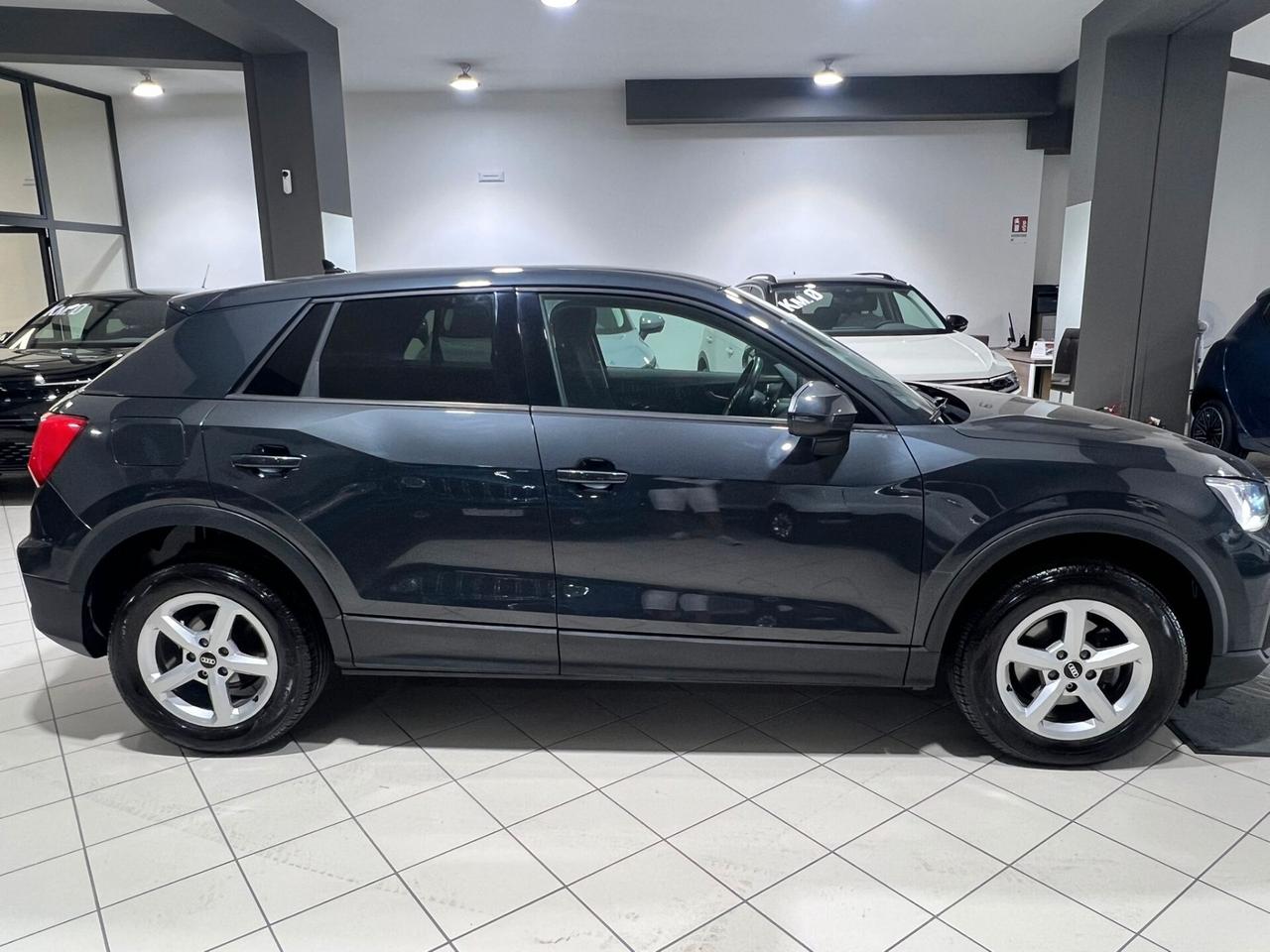 Audi Q2 30 TDI Business