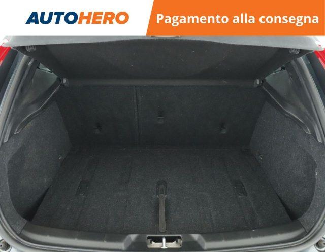 VOLVO V40 Cross Country T4 AWD Geartronic Summum