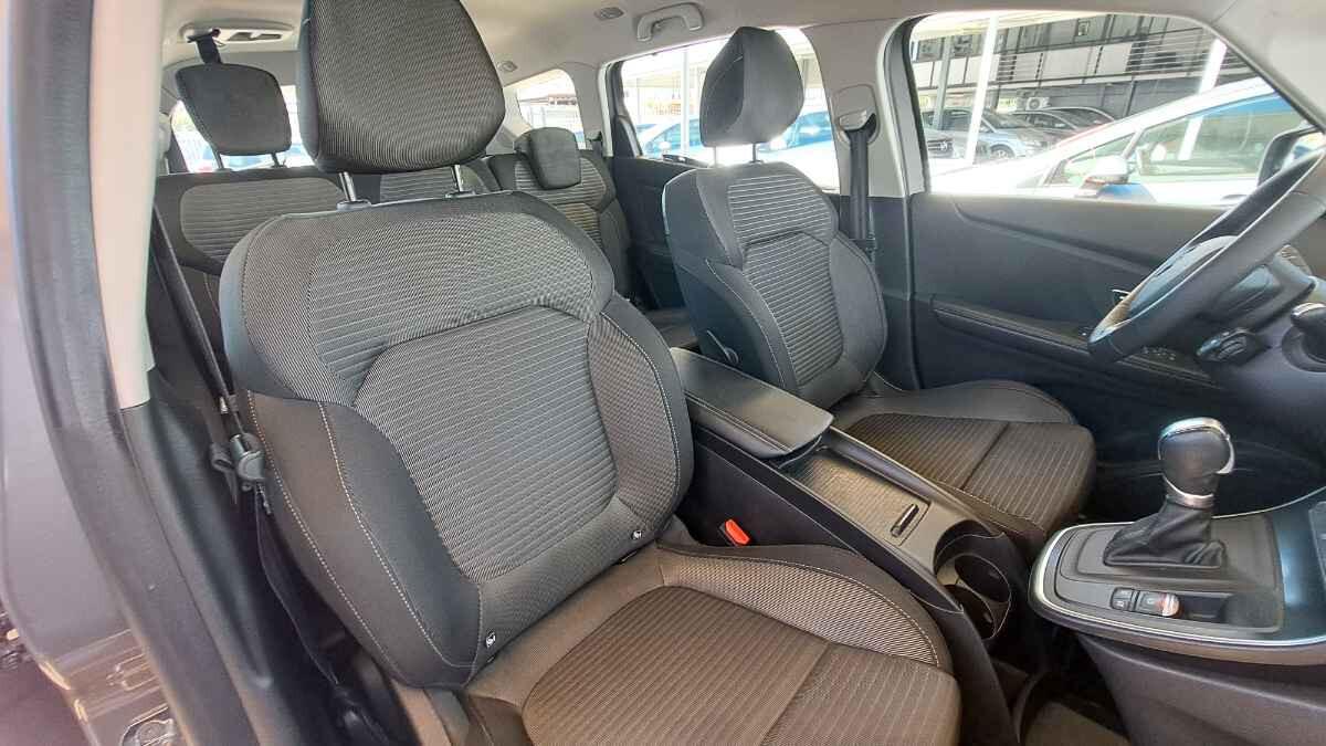 Renault Grand Scenic dCi 8V 110 CV EDC Energy Bose 7 Posti