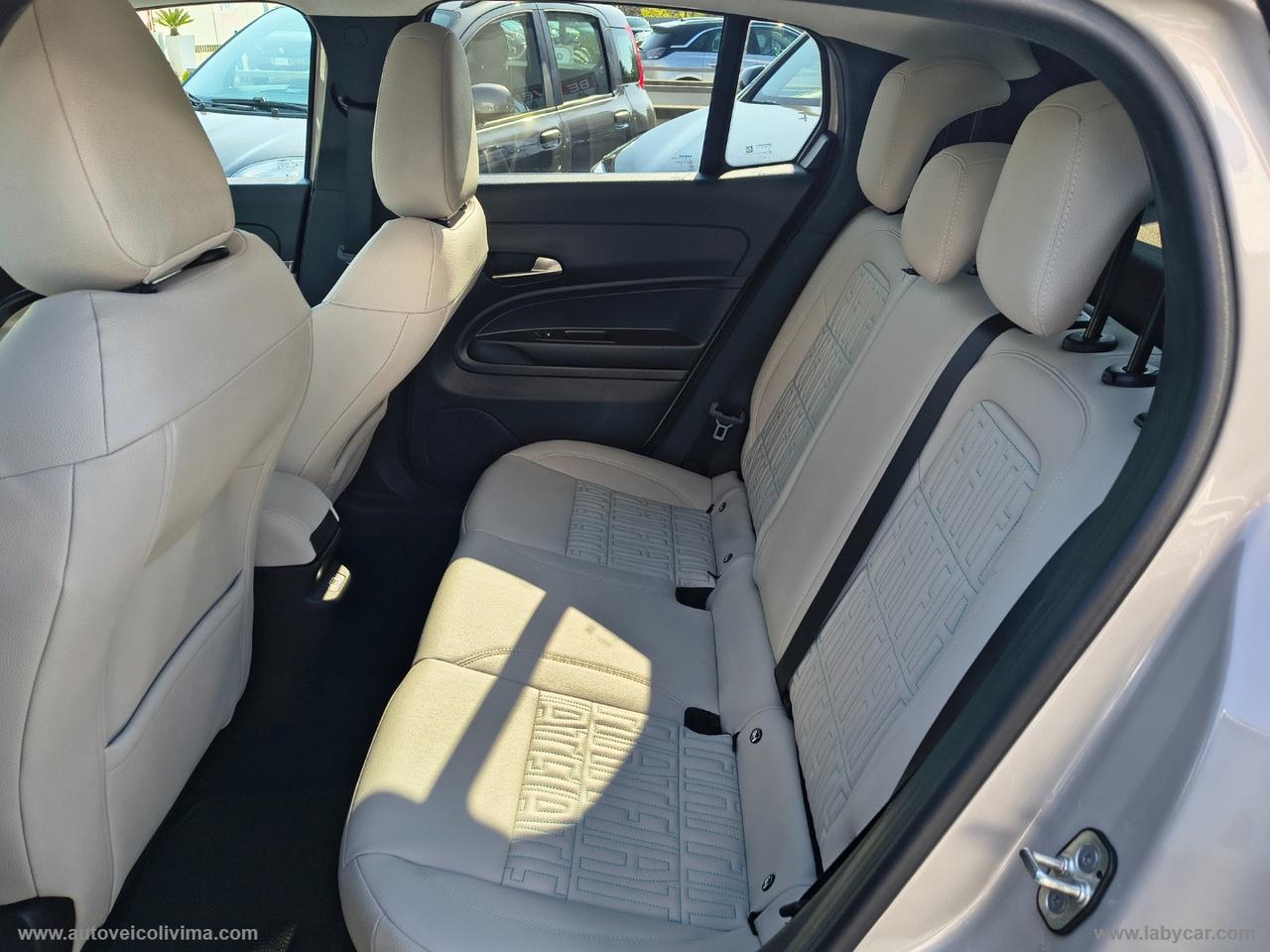 FIAT 600 Hybrid MHEV La Prima