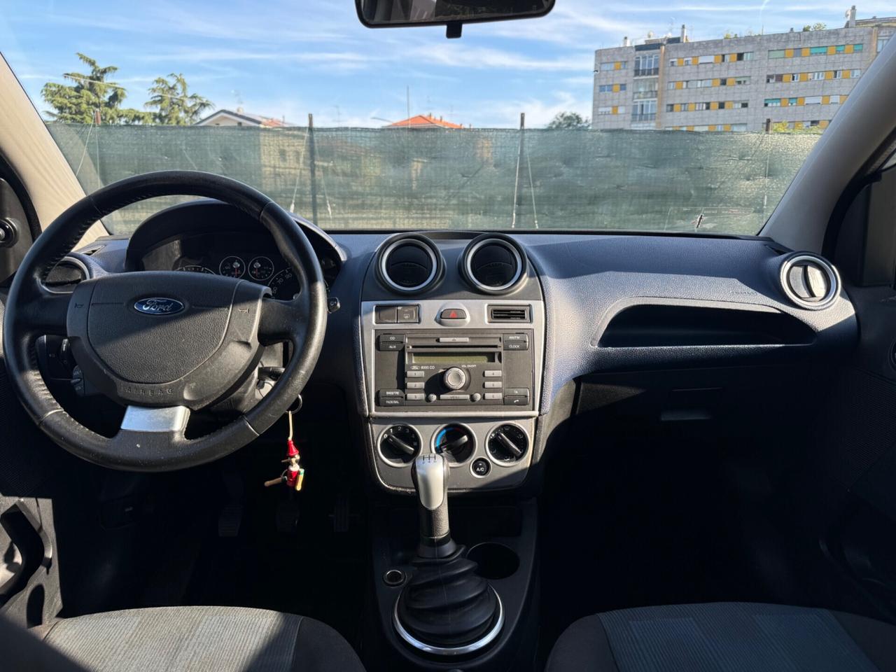 Ford Fiesta 1.2 16V 5p. Ghia