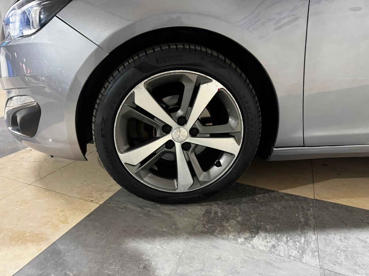 Peugeot 308 BlueHDi 120 S&S EAT6 SW GT Line