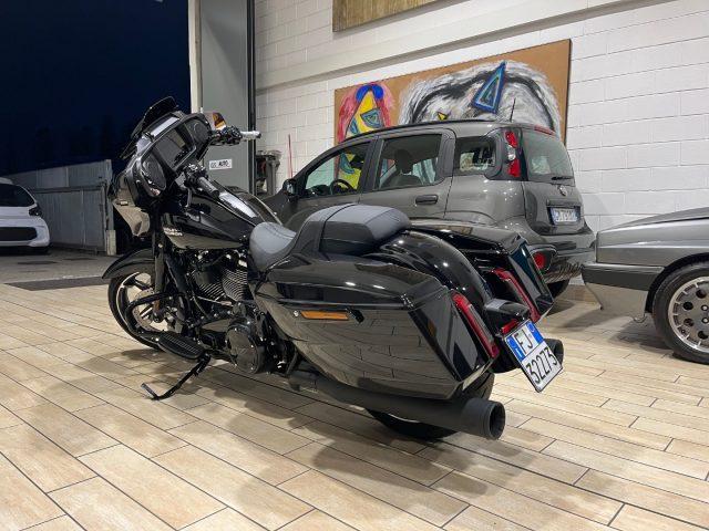 HARLEY-DAVIDSON FLHX Street Glide BLACK