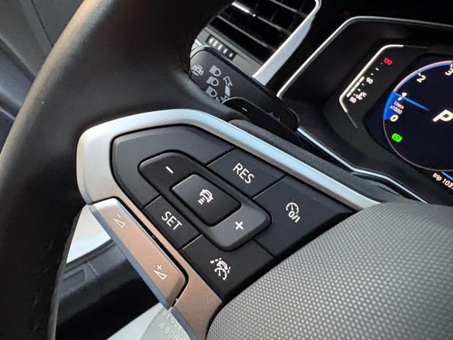 VOLKSWAGEN Taigo 1.0 TSI 116 CV DSG R-Line TETTO APR/PAN