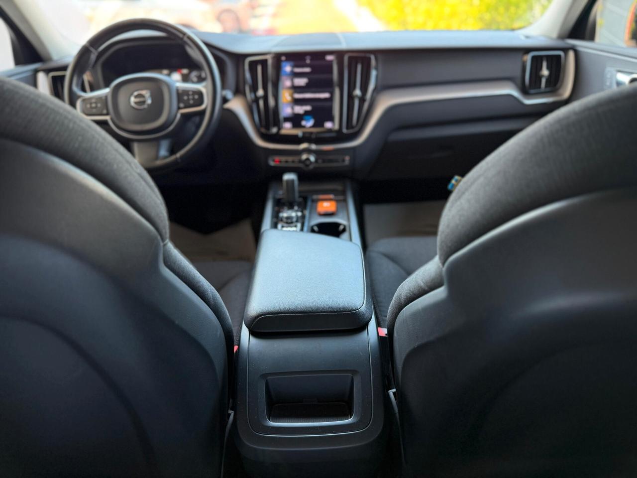 Volvo XC 60 XC60 B4 (d) AWD Geartronic Inscription