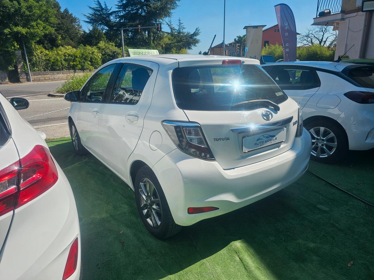 Toyota Yaris 1.0 5 porte Lounge