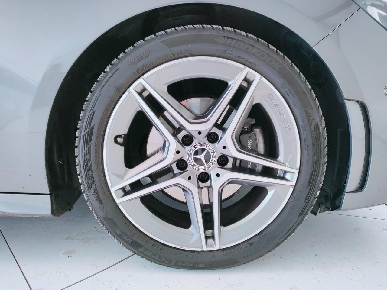 Mercedes-Benz Classe B - W247 2023 - B 180 d AMG Line Advanced Plus auto