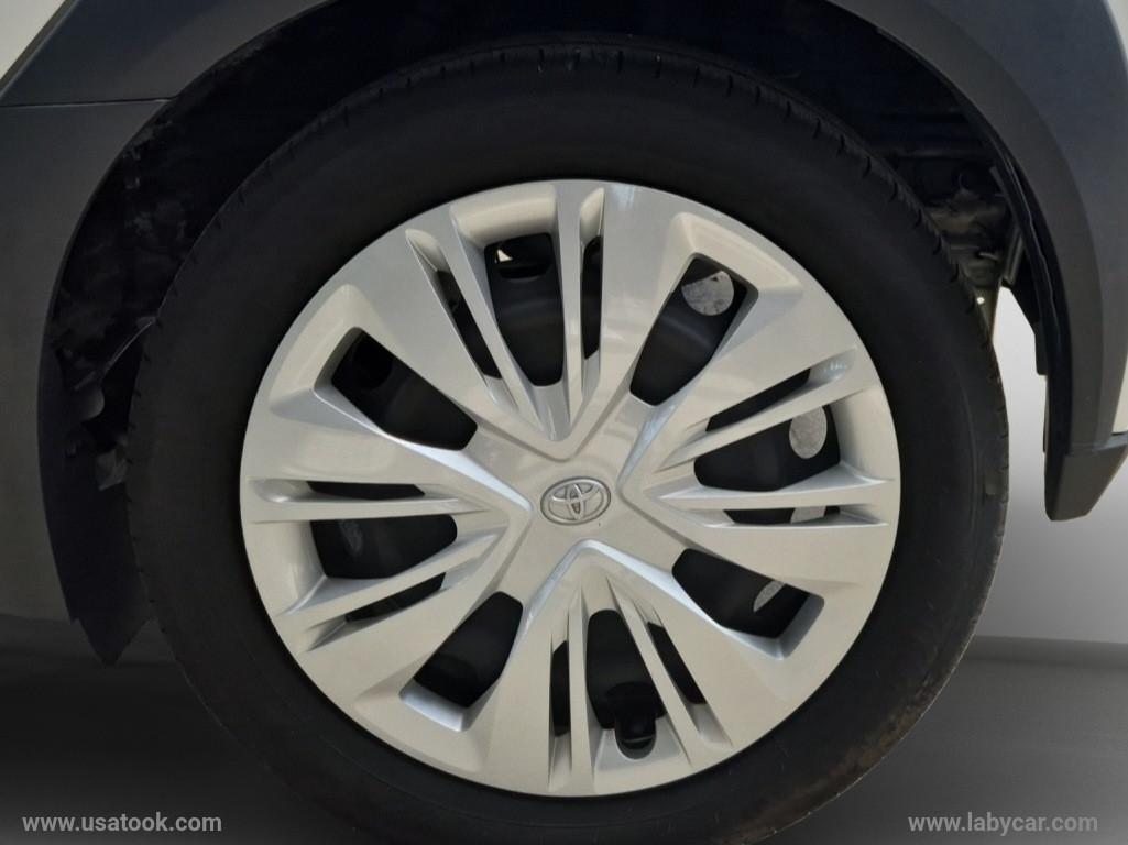 TOYOTA Aygo X 1.0 VVT-i 72 CV 5p. Active TUA A 14.950 € CON USATOOK PLUS