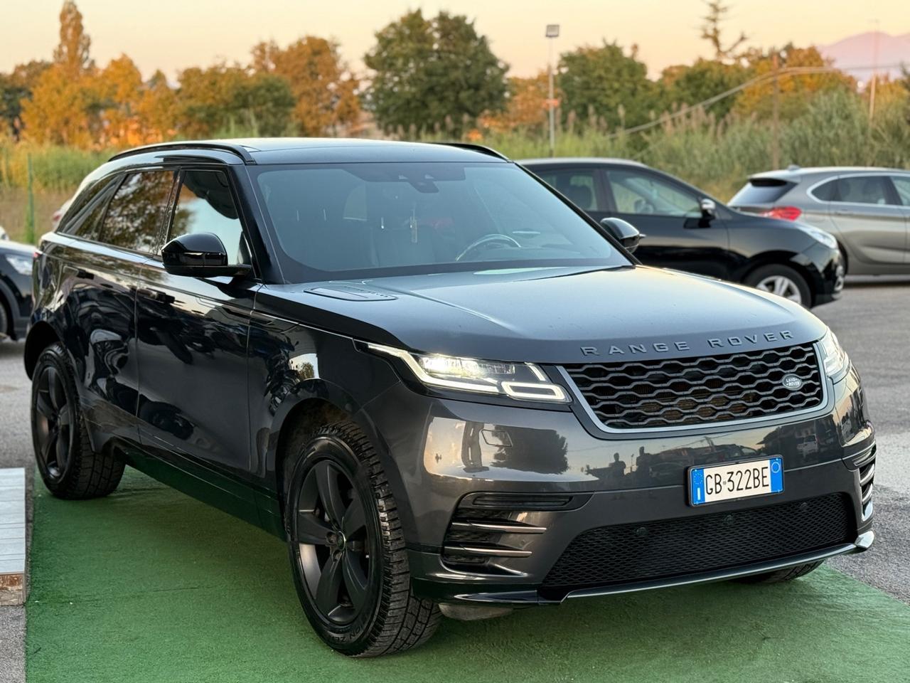 Velar 2.0D 240 CV R-Dynamic TETTO IVA NUOVO