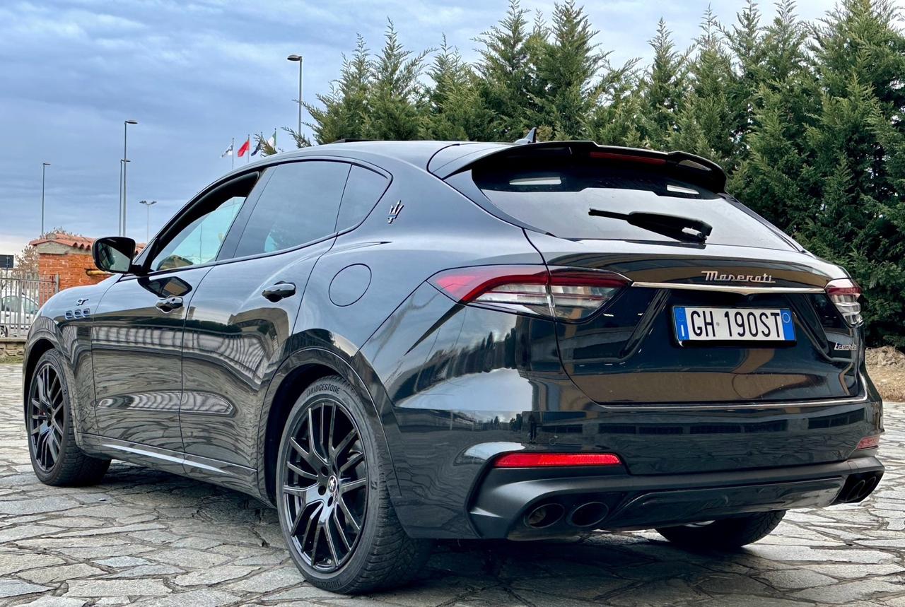 Maserati Levante 330 CV MHEV AWD GT