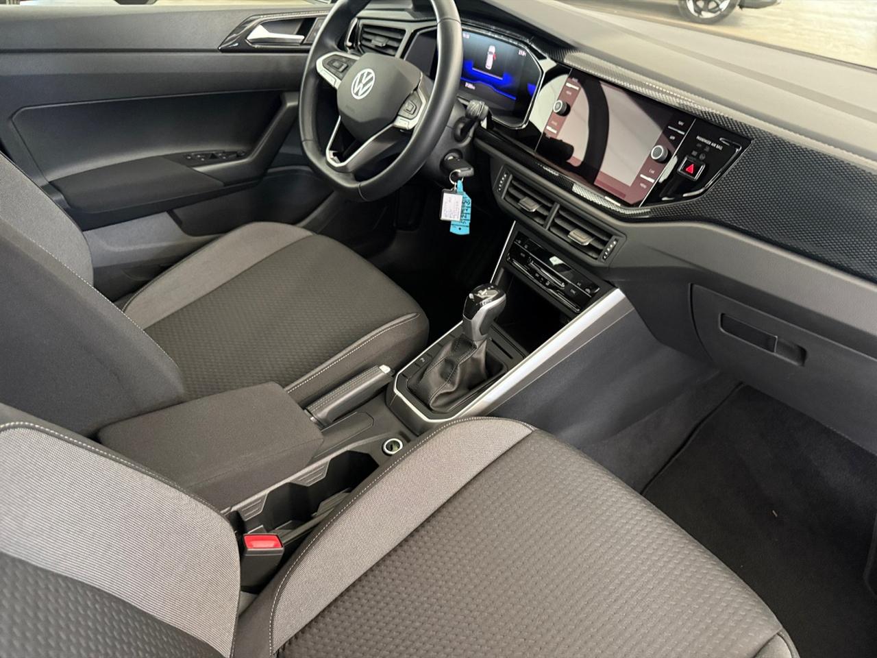 Volkswagen Polo 1.0 tsi life 95cv dsg