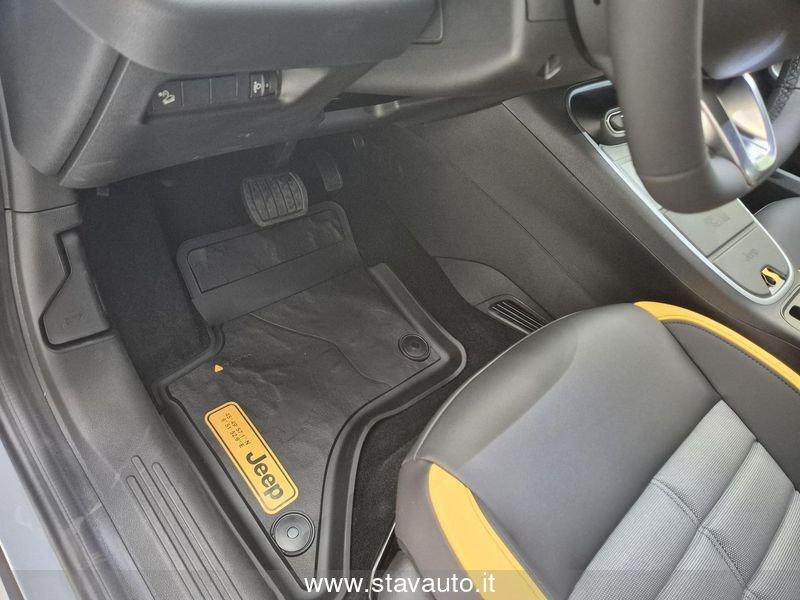 Jeep Avenger 1.2 145 CV MHEV 4xe The North Face