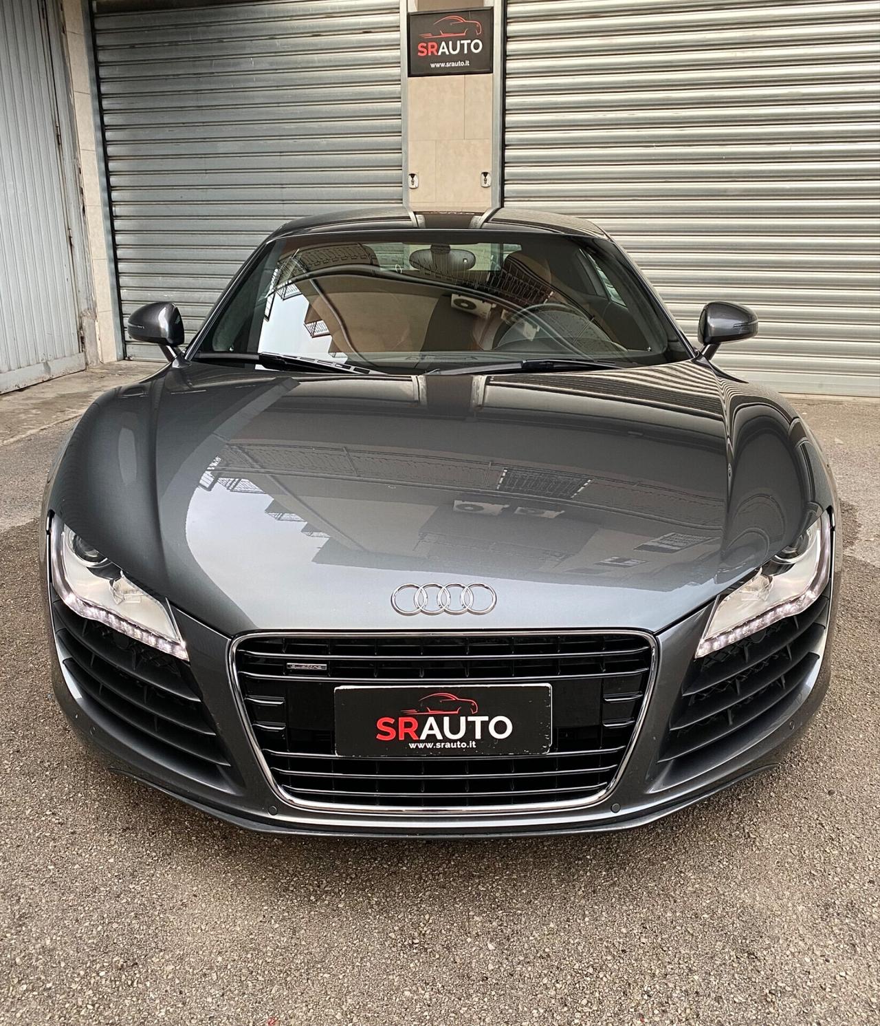 Audi R8 4.2 V8 FSI 420cv quattro R-tronic