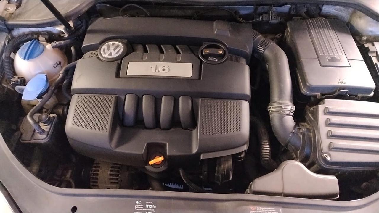 Volkswagen Golf 1.6 5p. Comfortline