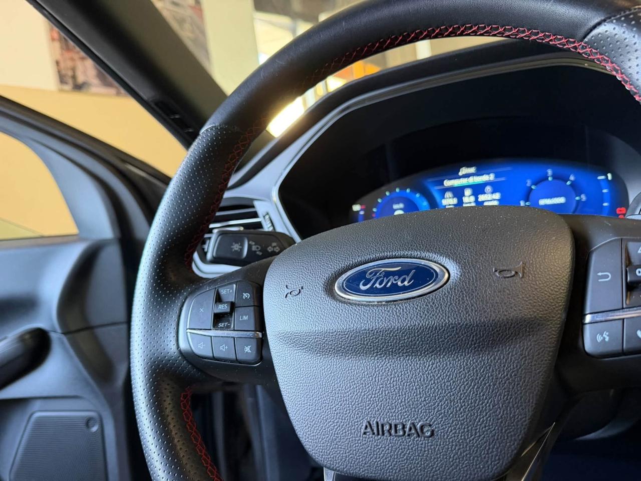 Ford Kuga 1.5 EcoBlue 120 CV aut. 2WD ST-Line