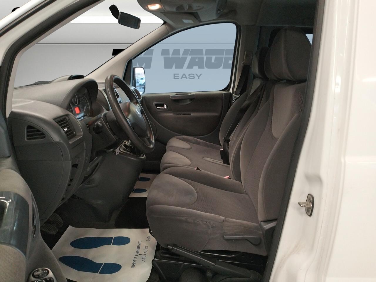 Peugeot Expert 2ª serie - cat PC Combi - 9 posti - IVA ESCLUSA