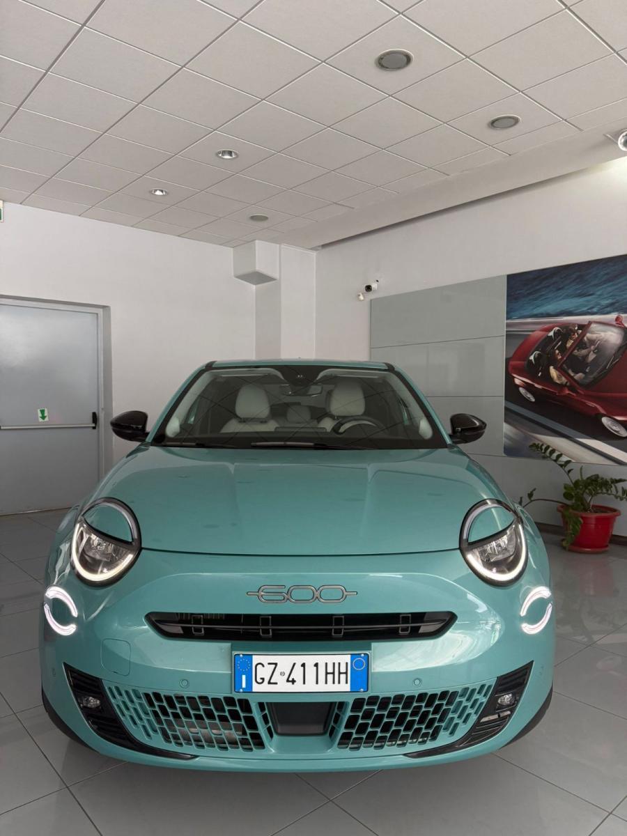 FIAT - 600 - Hybrid DCT MHEV La Prima