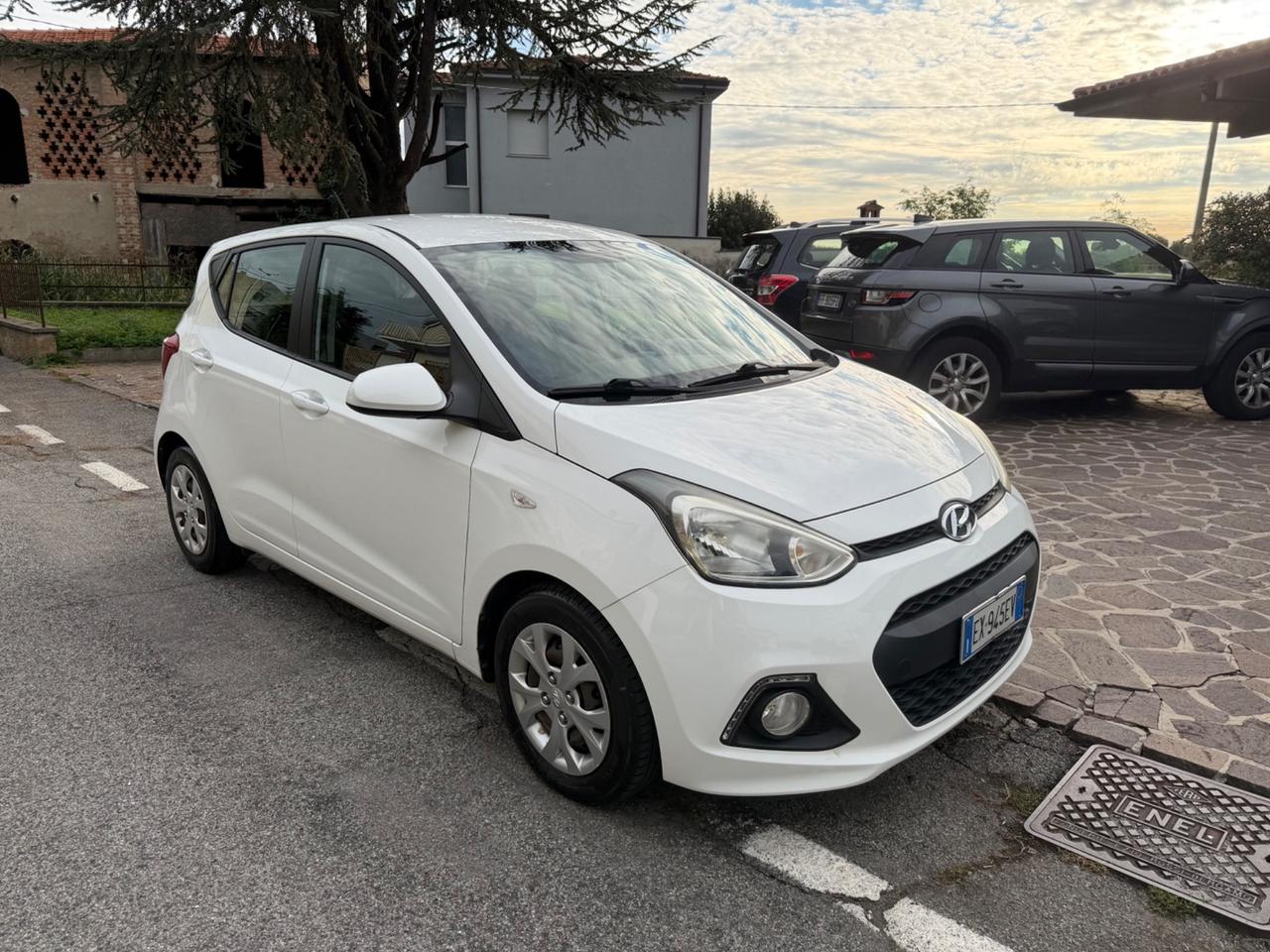 Hyundai i10 1.0 MPI Login
