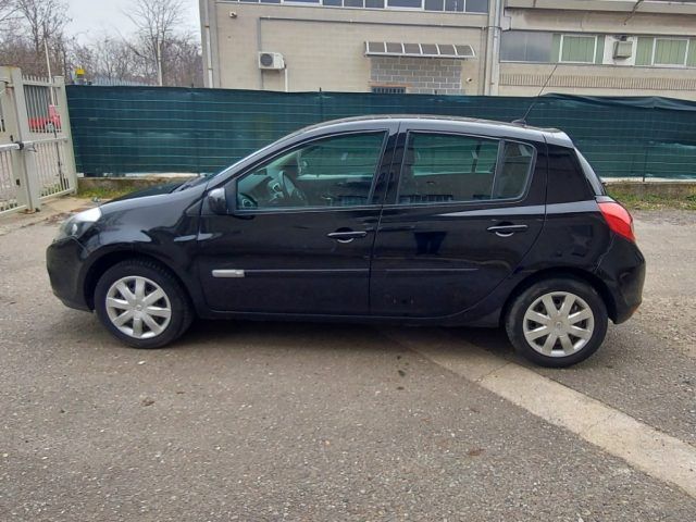 RENAULT Clio 1.2 16V 5 porte Dynamique