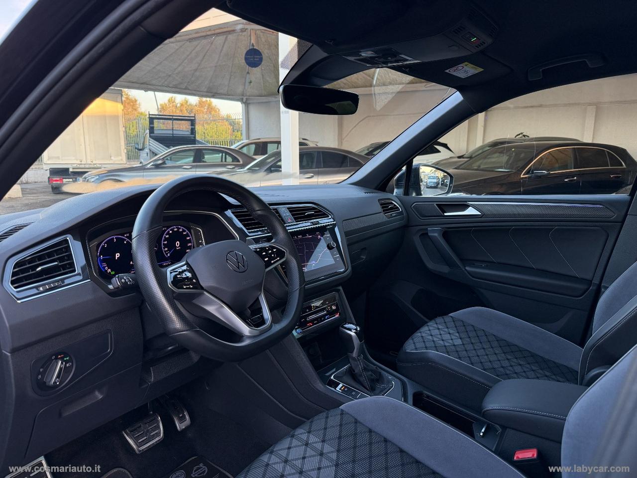 VOLKSWAGEN Tiguan 2.0 TDI 150CV DSG R-Line 2023 LUCI AMBIENTE