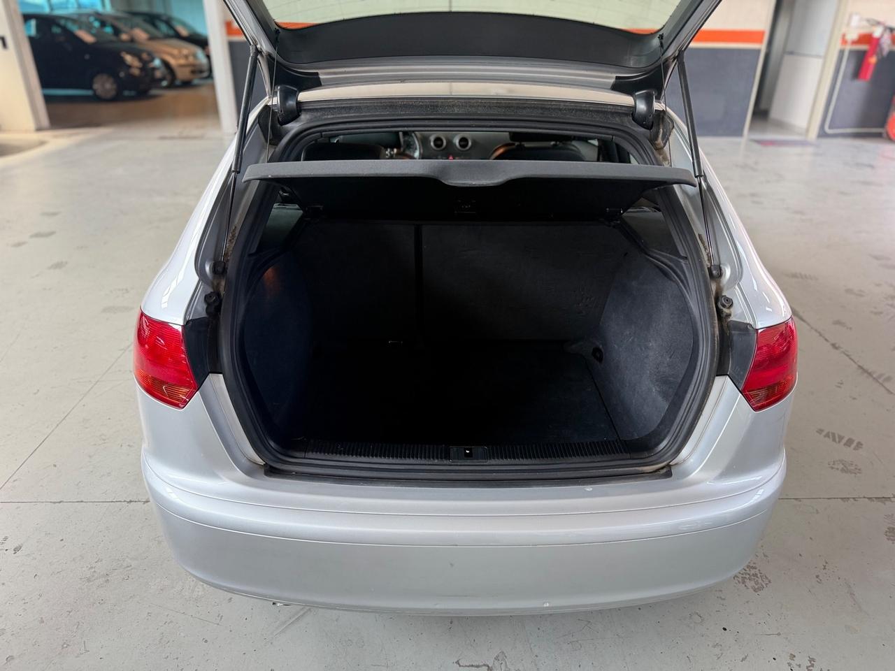Audi A3 SPB 2.0 16V TDI S-LINE