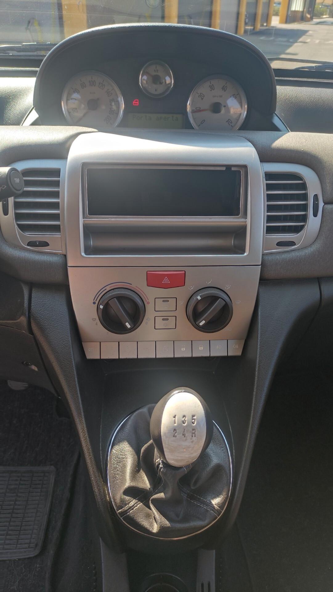 Lancia Ypsilon 1.3 MJT 90 CV NEOPATENTATI - 2008