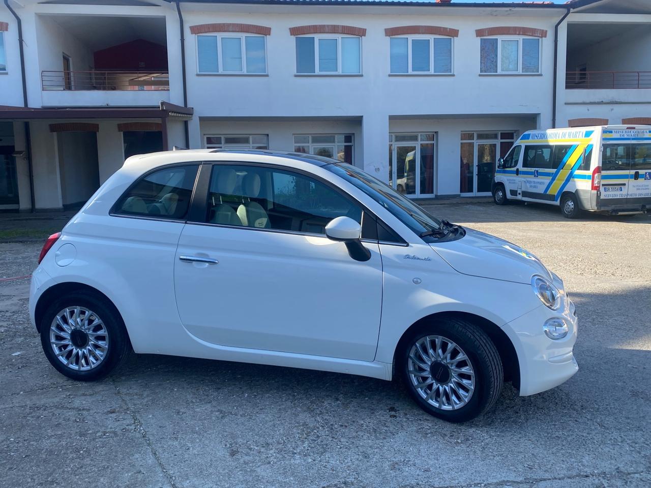 Fiat 500 1.0 Hybrid Dolcevita