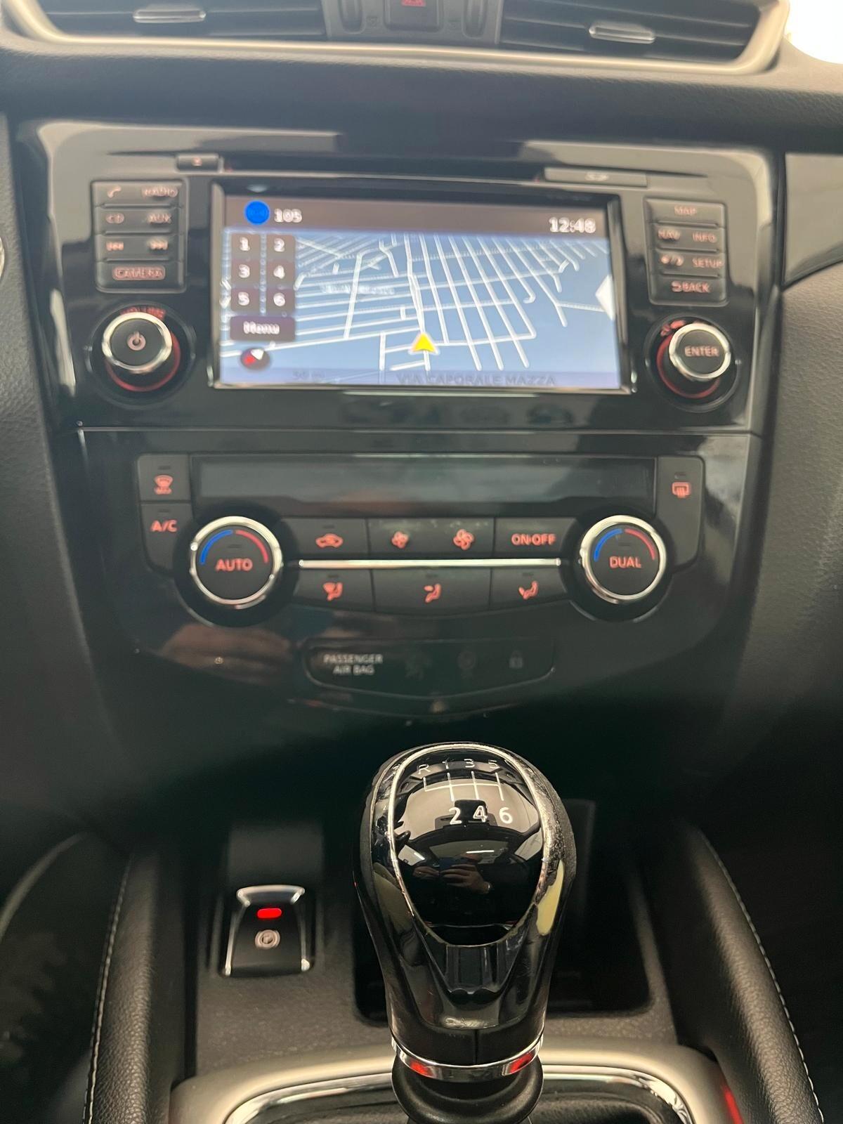 Nissan Qashqai 1.6 dCi DPF 360