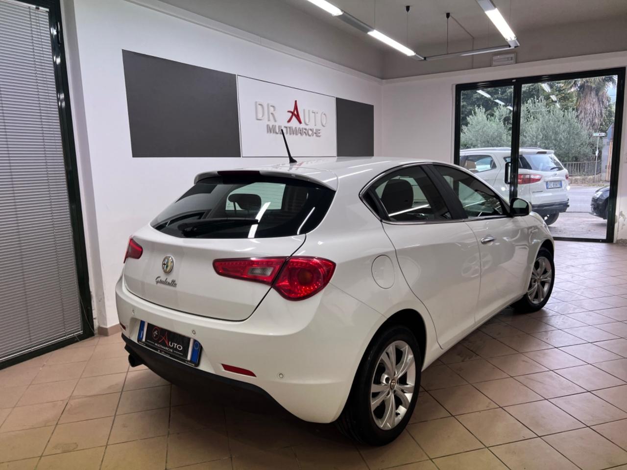 Alfa Romeo Giulietta 1.6 JTDm-2 105 CV Distinctive