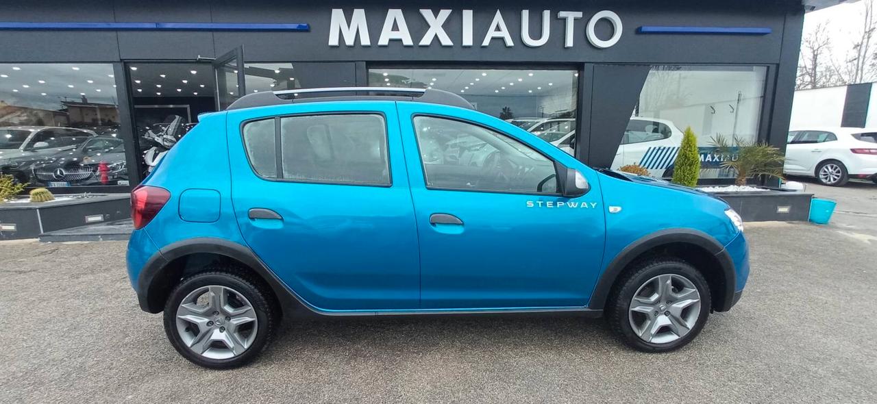 Dacia Sandero STEPWAY!